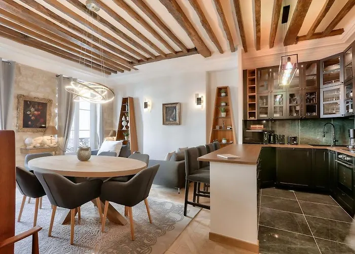 Luxurious 3bd With 3br And Ac Párizs