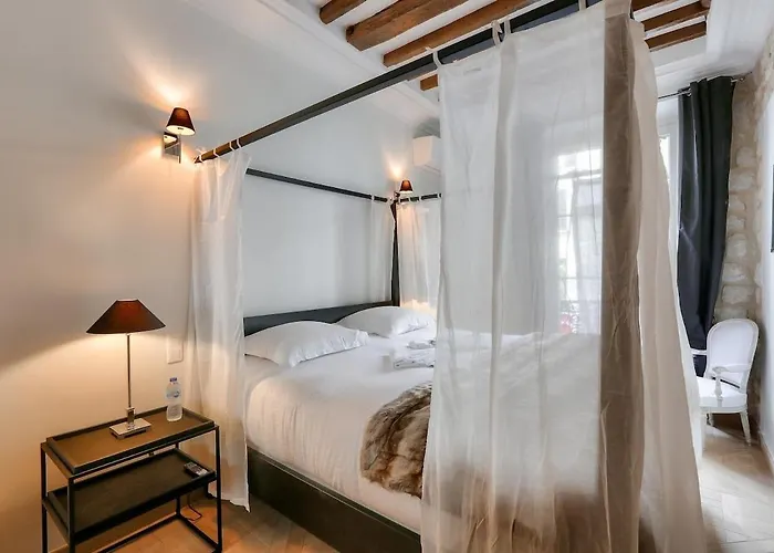 Luxurious 3bd With 3br And Ac