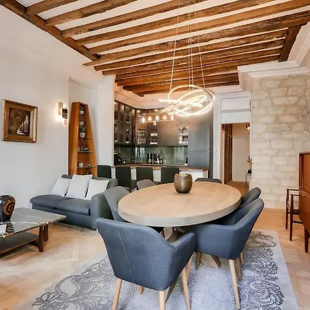 Apartment Le Luxe A La Francaise Au Coeur De *